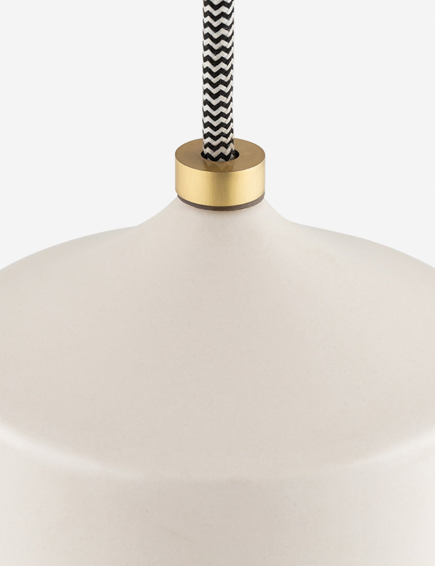 #color::matte-white