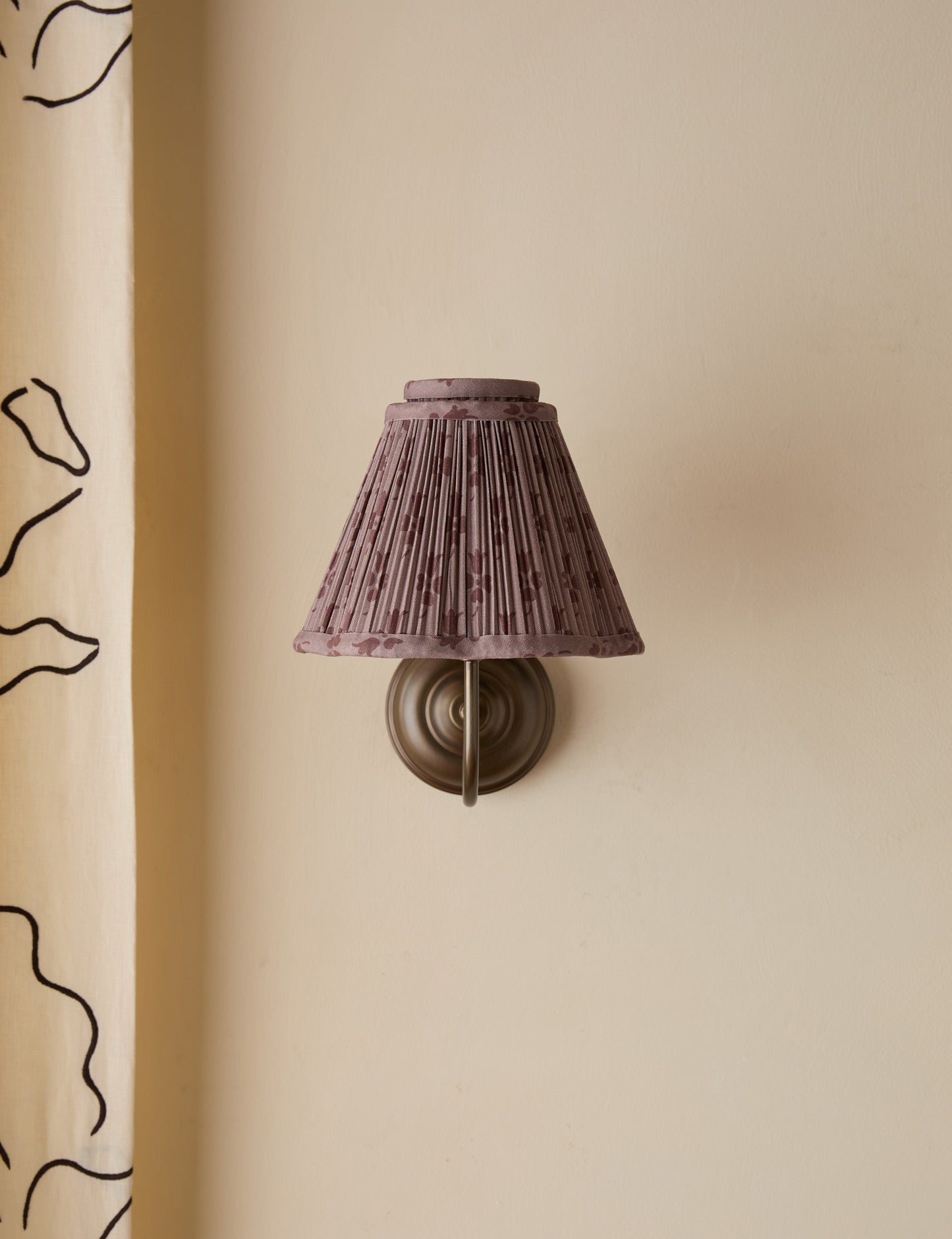 #color::romaric-and-antique-bronze
