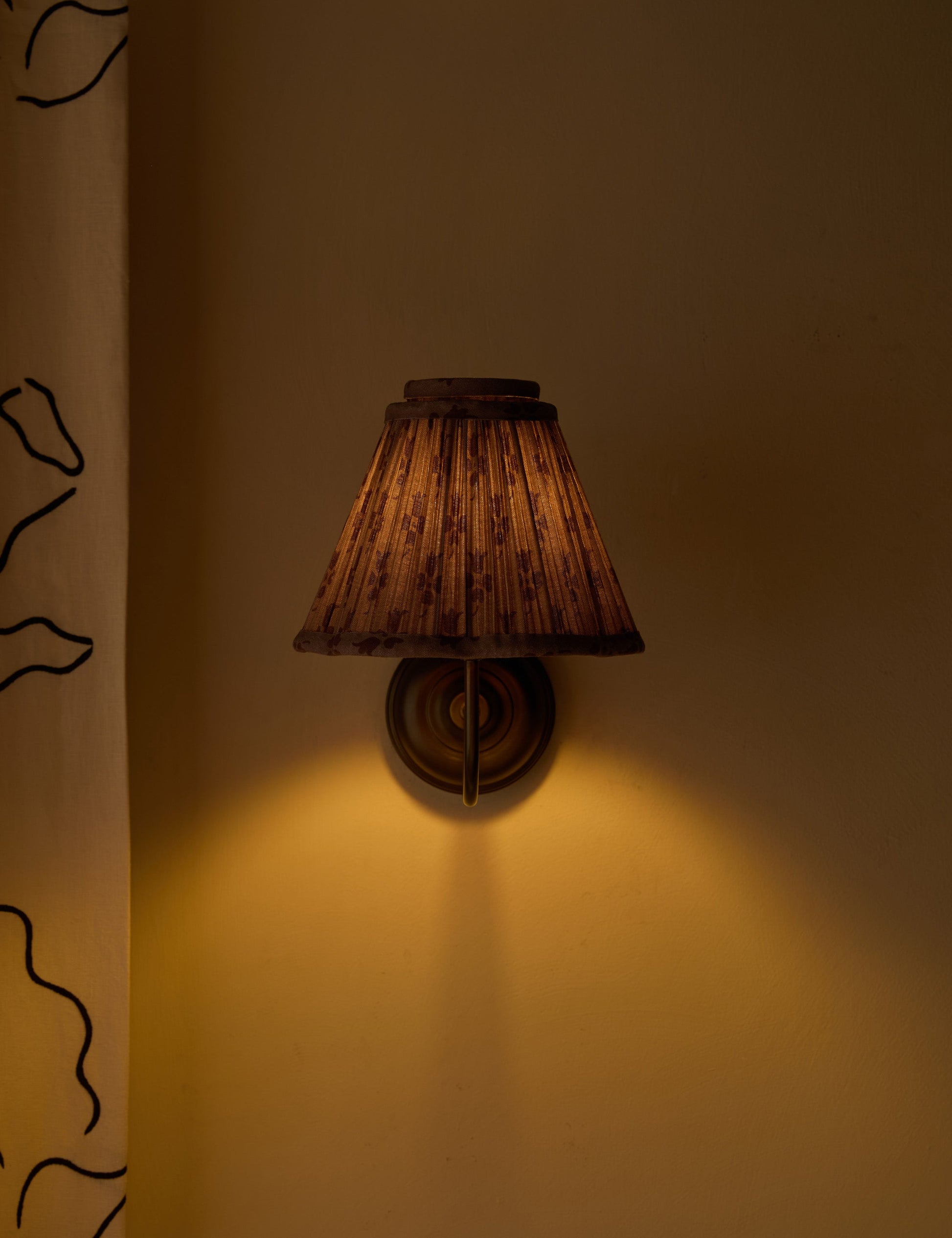 #color::romaric-and-antique-bronze